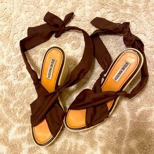 Steve Madden size 8 wedges